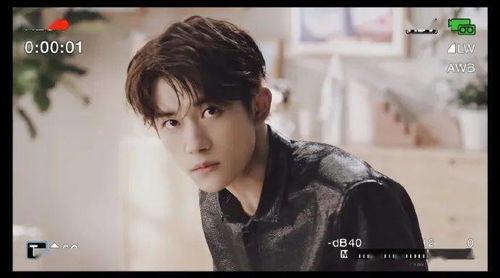 烊千玺个人资料,青春偶像的蜕变之路