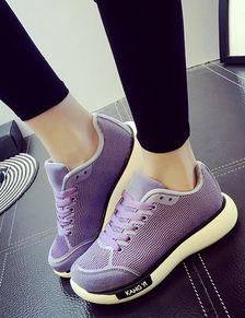 网红同款运动鞋,潮流脚步，一鞋难求