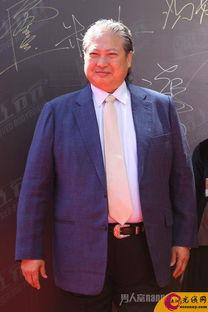 汤镇业黑社会背景,黑帮传奇背后的风云人生